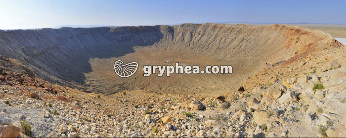Cratère météorique en vue panoramique - Meteor Crater (Arizona, USA) - gryphea.org